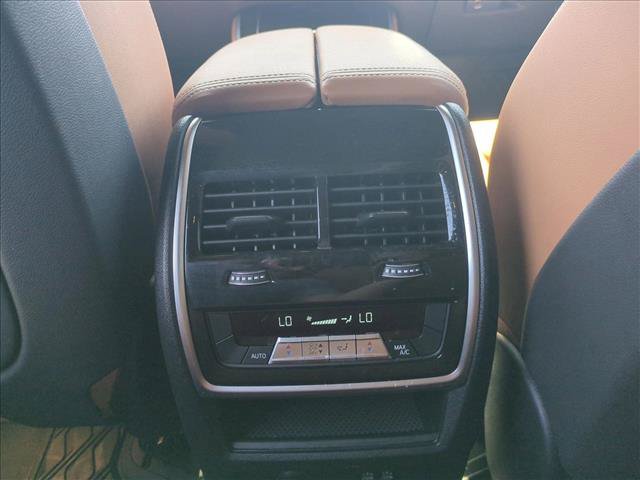 Used 2025 BMW X5 sDrive40i w/ Premium Package RWD image 17