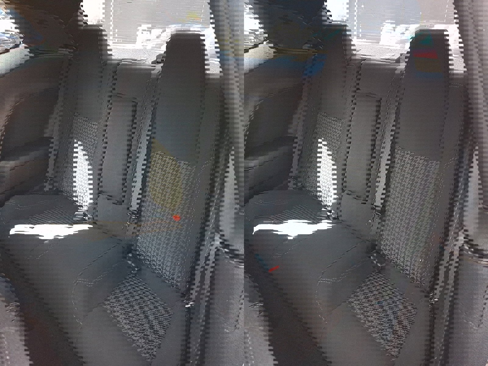 Used 2019 Dodge Challenger SXT w/ Blacktop Package image 9