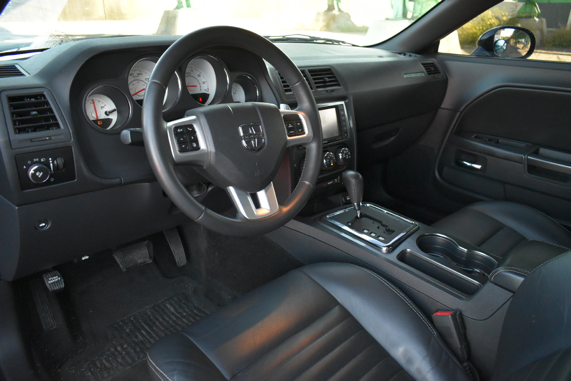 Used 2013 Dodge Challenger SXT Plus RWD image 17