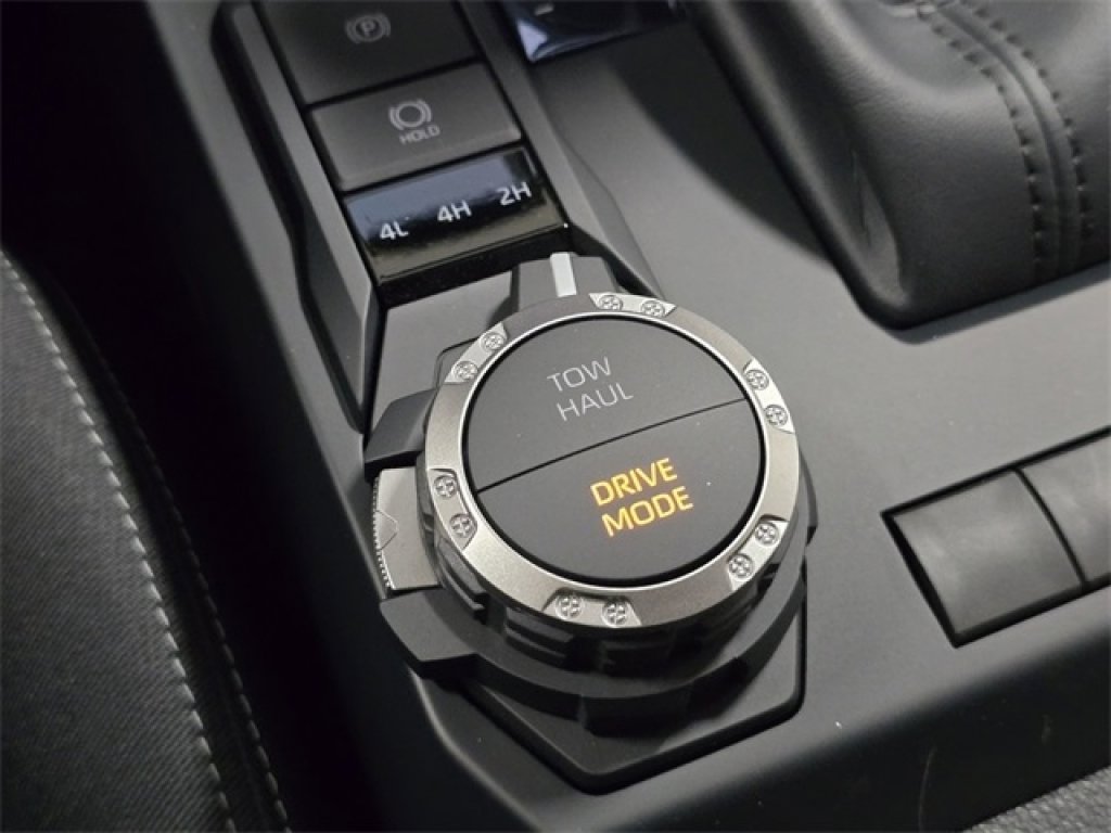 New 2025 Toyota Tacoma TRD Sport image 6