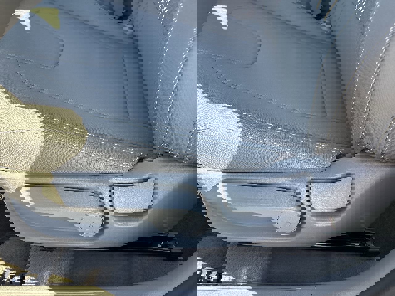 Certified 2025 Hyundai Elantra Sport image 13