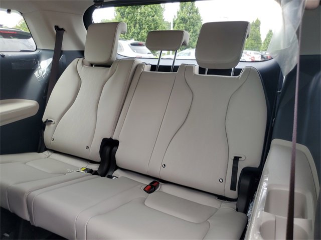 New 2026 Kia Carnival EX image 11