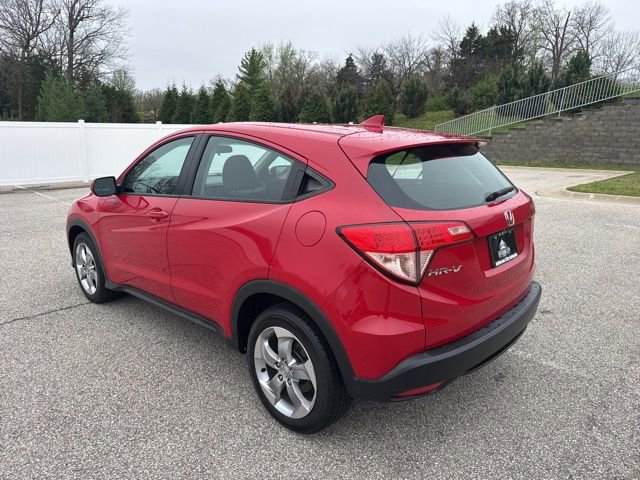 Used 2017 Honda HR-V LX image 3