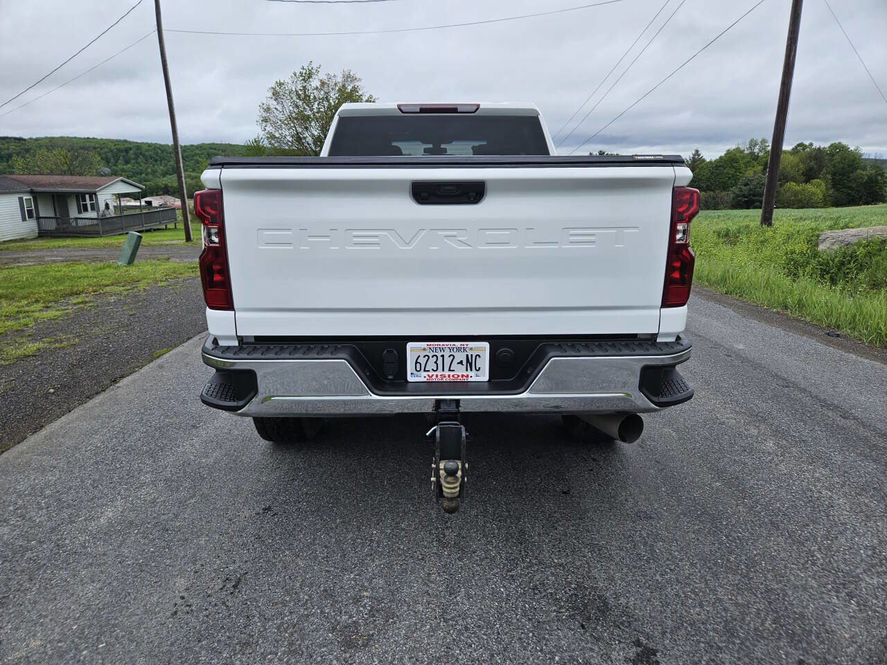 Used 2022 Chevrolet Silverado 2500 LT w/ Convenience Package image 8