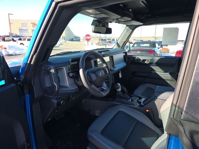 Used 2024 Ford Bronco Outer Banks image 10