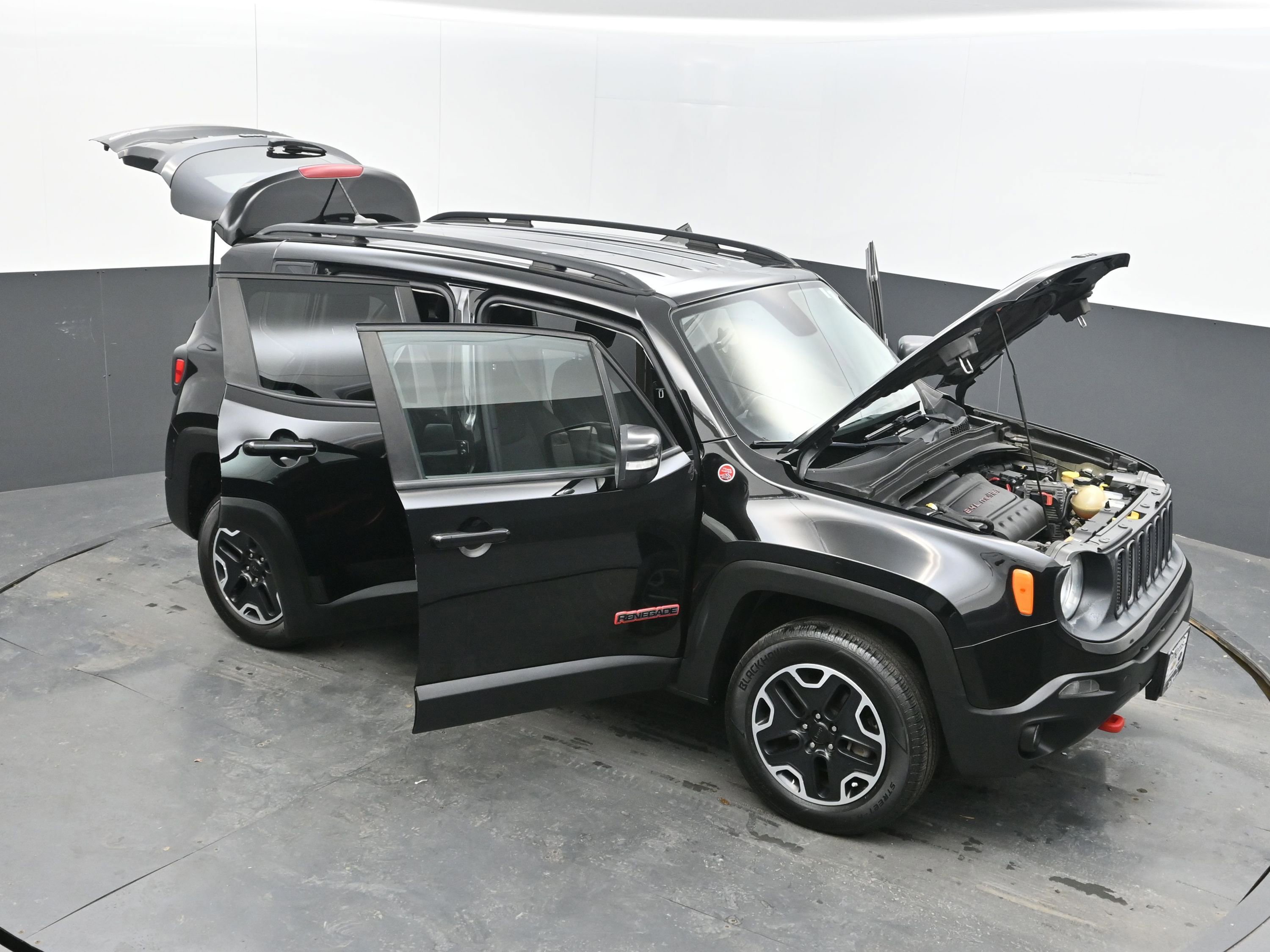 Used 2017 Jeep Renegade Trailhawk image 37