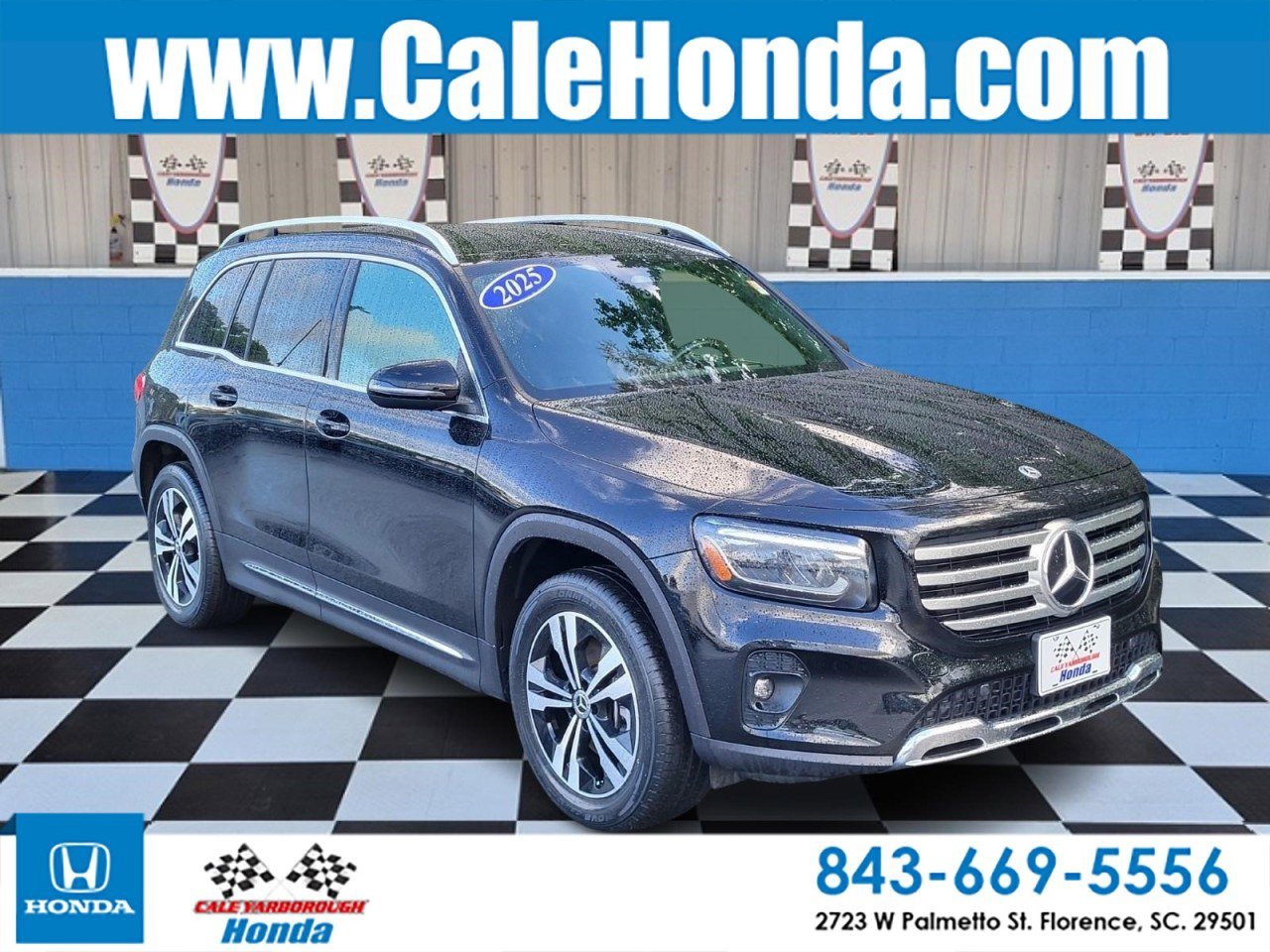 Used 2025 Mercedes-Benz GLB 250 image 1