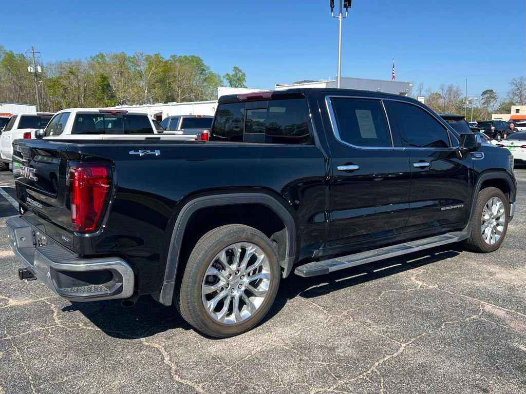 Used 2023 GMC Sierra 1500 SLT w/ SLT Premium Plus Package AWD/4WD image 3