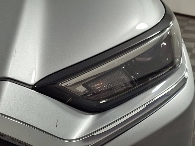 Used 2024 Toyota Grand Highlander AWD image 12