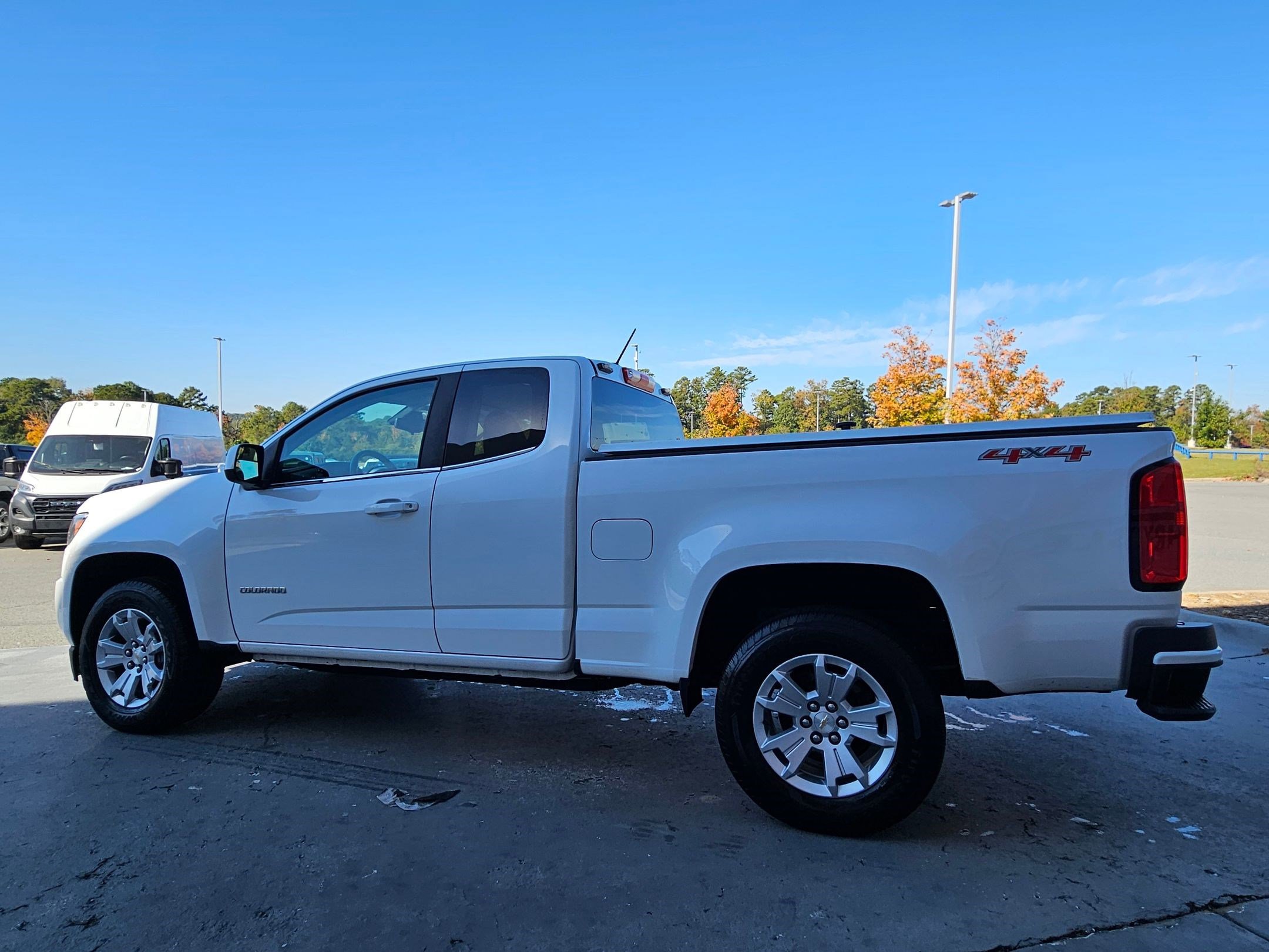 Used 2020 Chevrolet Colorado LT w/ Safety Package image 5