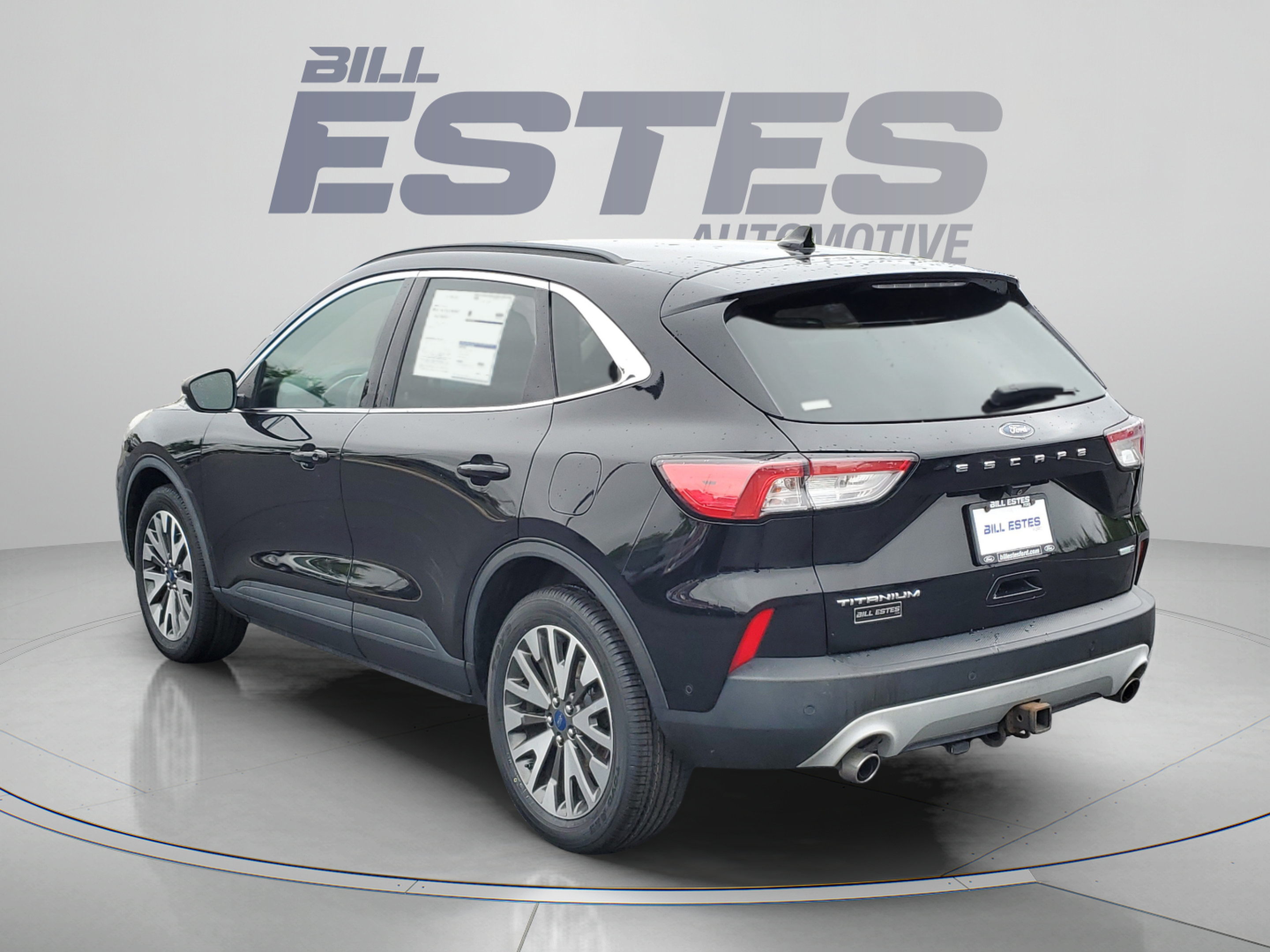 Certified 2020 Ford Escape Titanium AWD/4WD image 2