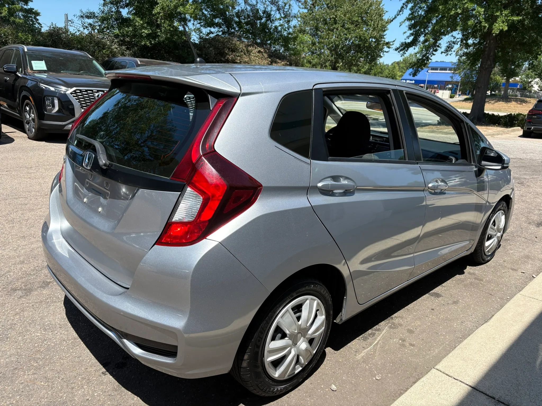 Used 2020 Honda Fit LX image 5