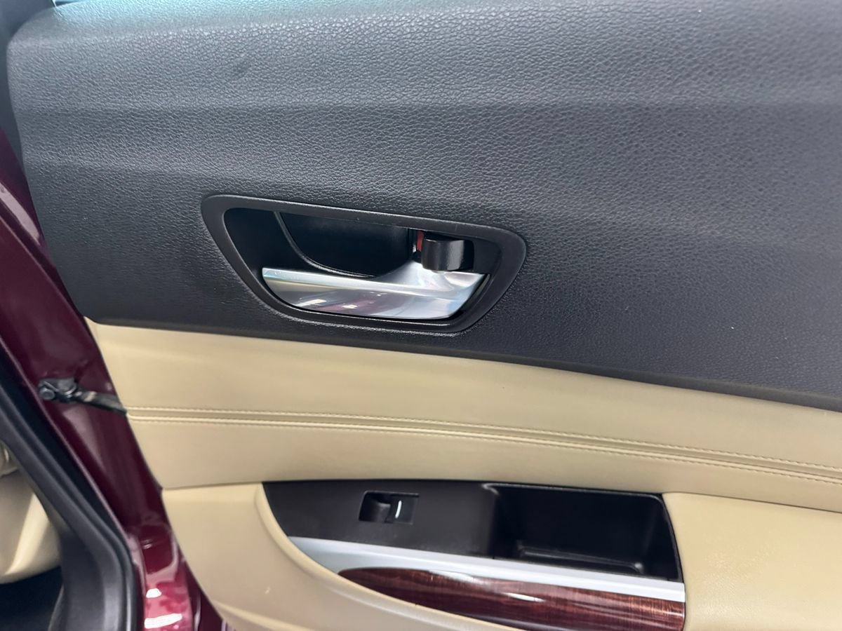 Used 2016 Acura TLX FWD image 49
