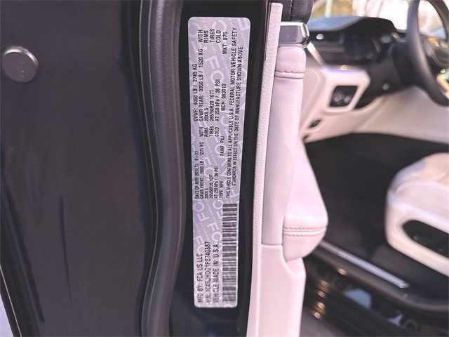 Used 2023 Jeep Grand Cherokee Overland image 35