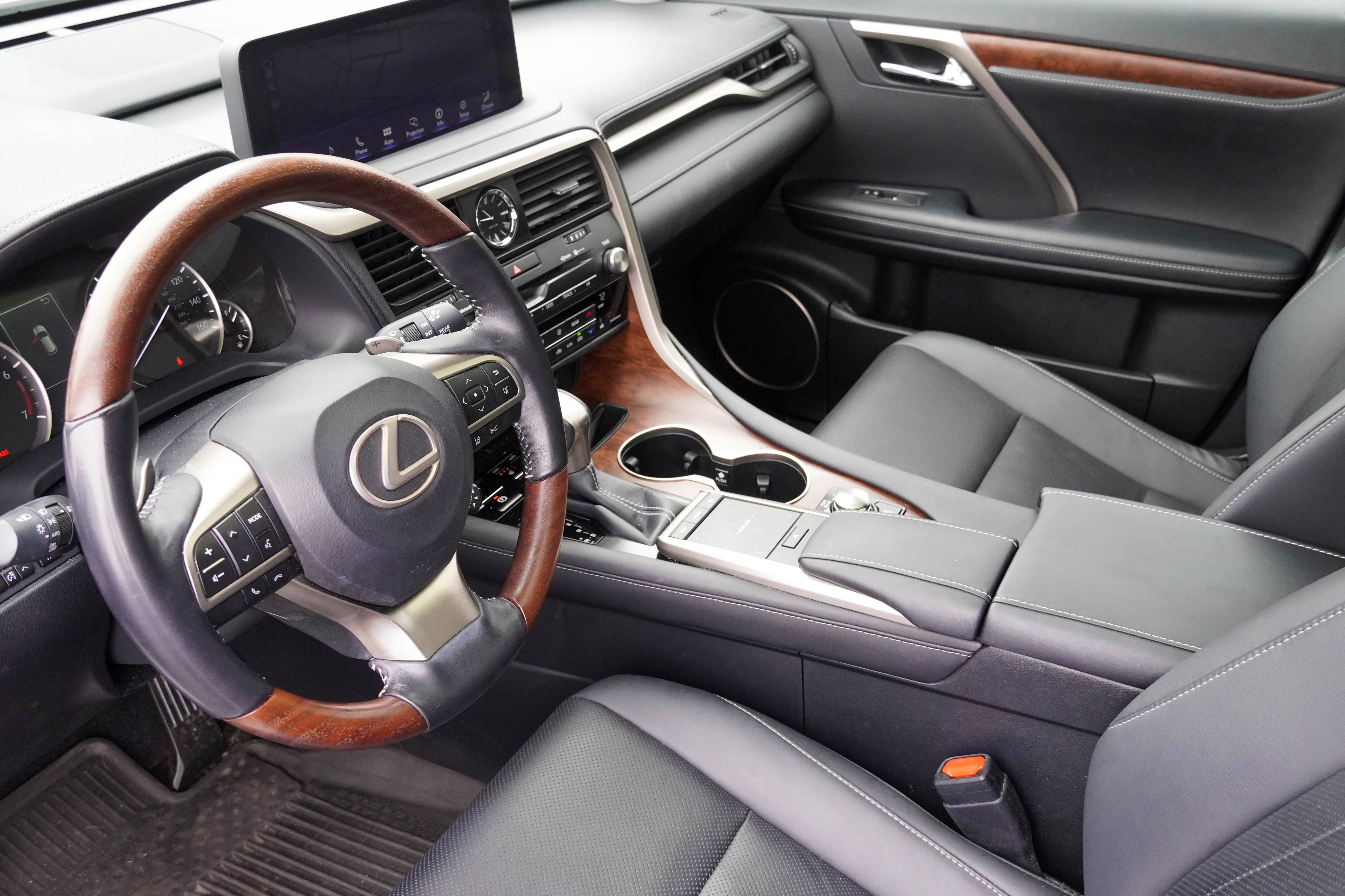 Used 2022 Lexus RX 350L 350L w/ Premium Package image 9