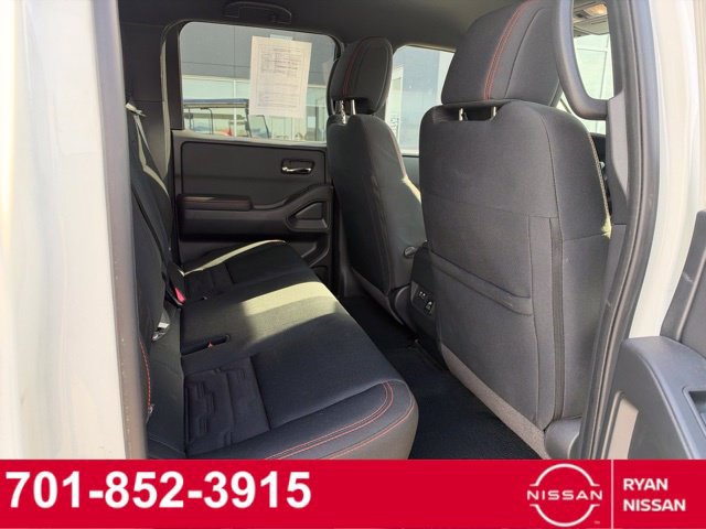 Used 2024 Nissan Frontier PRO-4X w/ Pro Convenience Package AWD/4WD image 5