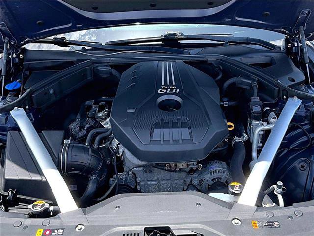 Used 2020 Genesis G70 2.0T RWD image 11