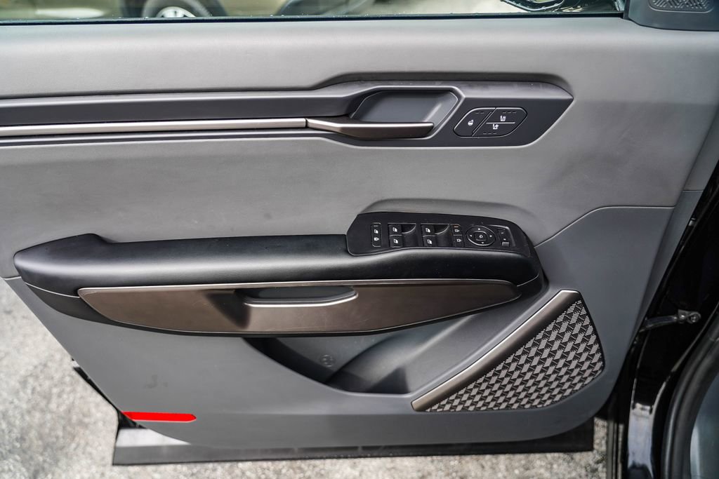 Used 2024 Kia EV9 Wind image 21