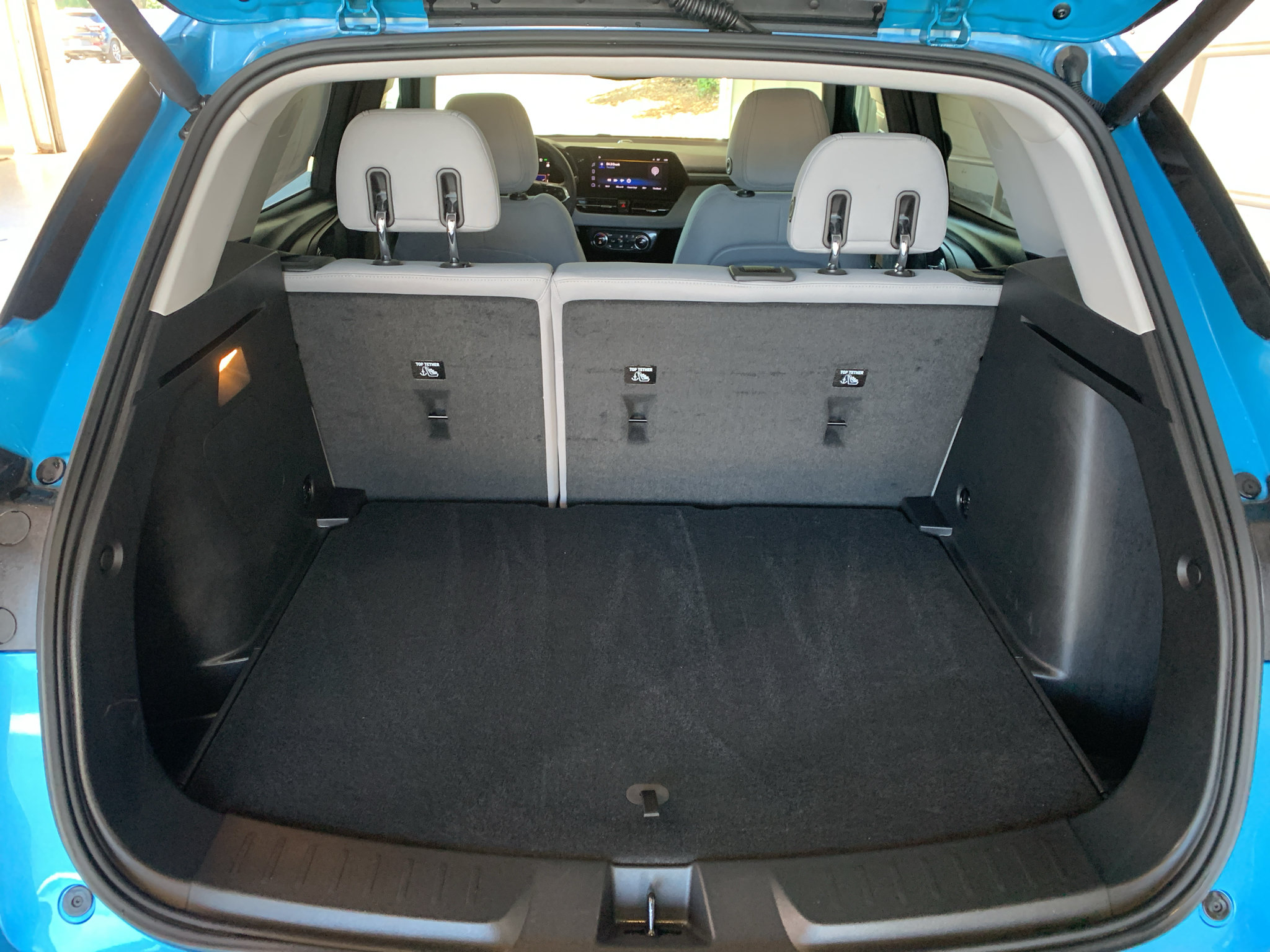 Used 2025 Chevrolet TrailBlazer LT w/ Convenience Package FWD image 8