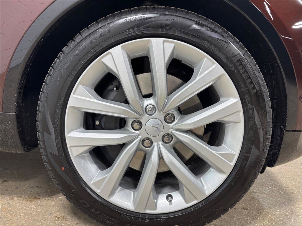 New 2026 Land Rover Discovery Limited Edition AWD/4WD image 11