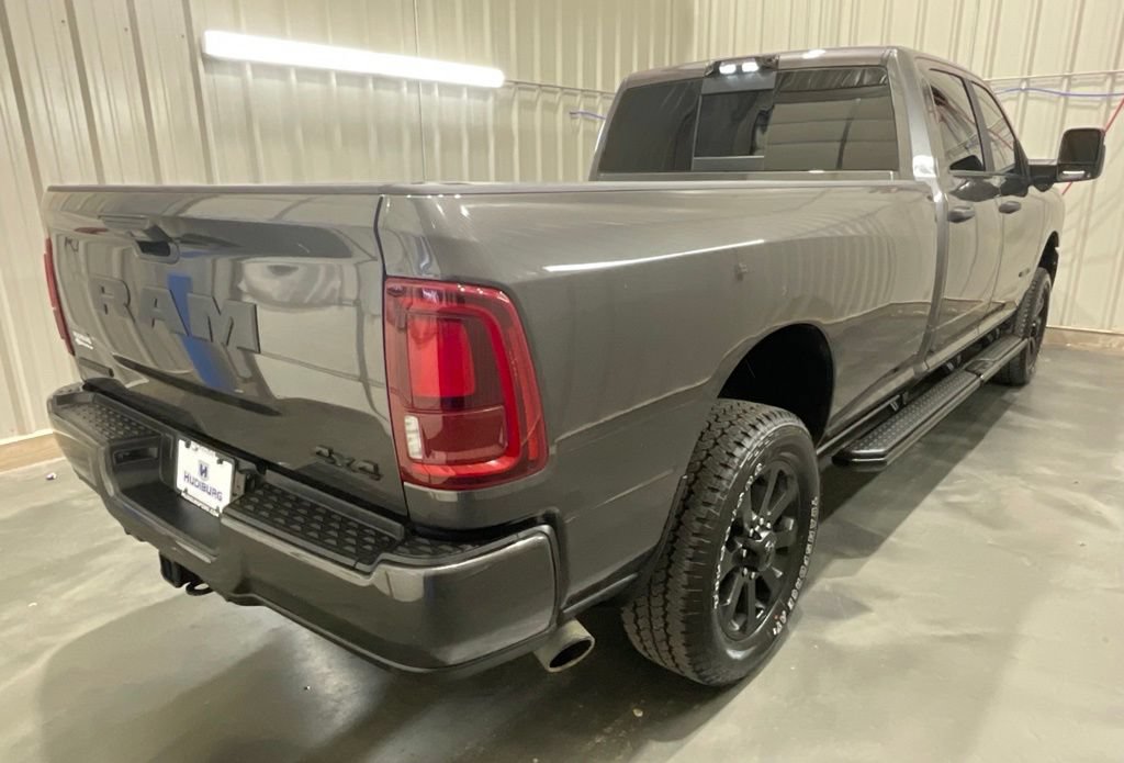 Used 2025 RAM 3500 Big Horn AWD/4WD image 26