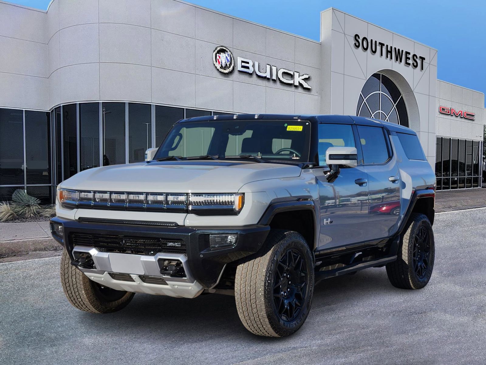 New 2025 GMC Hummer EV 2X video 2