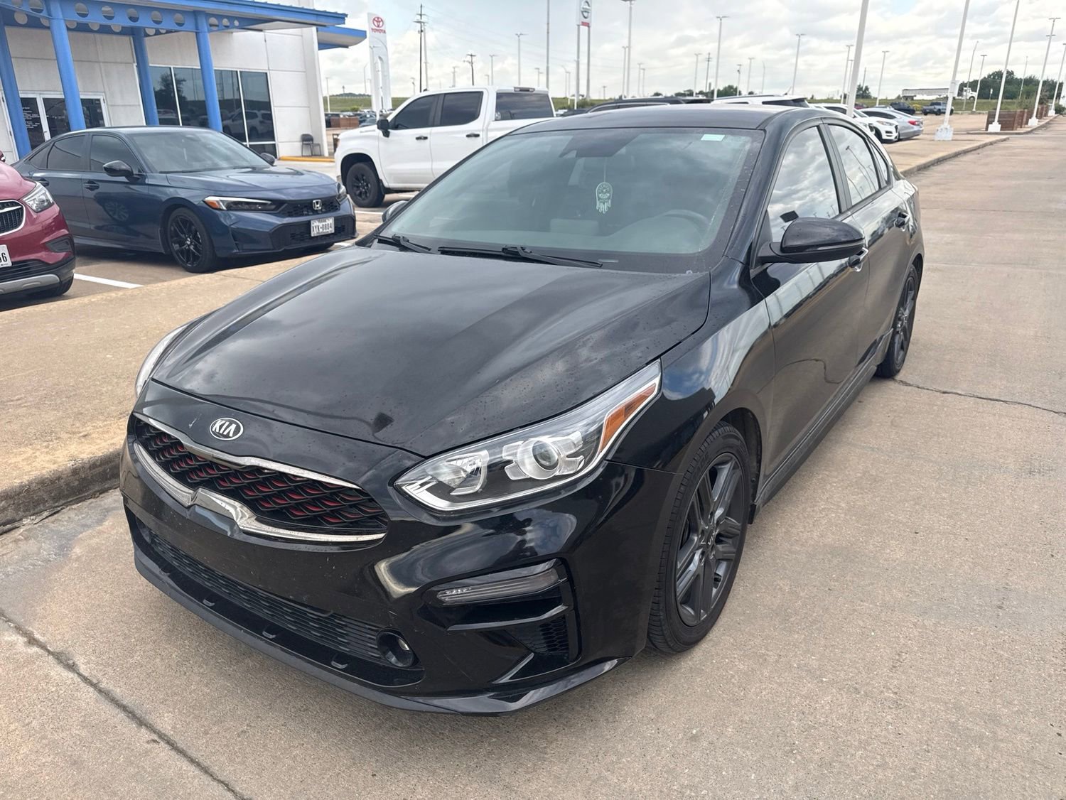 Used 2021 Kia Forte GT-Line FWD image 3