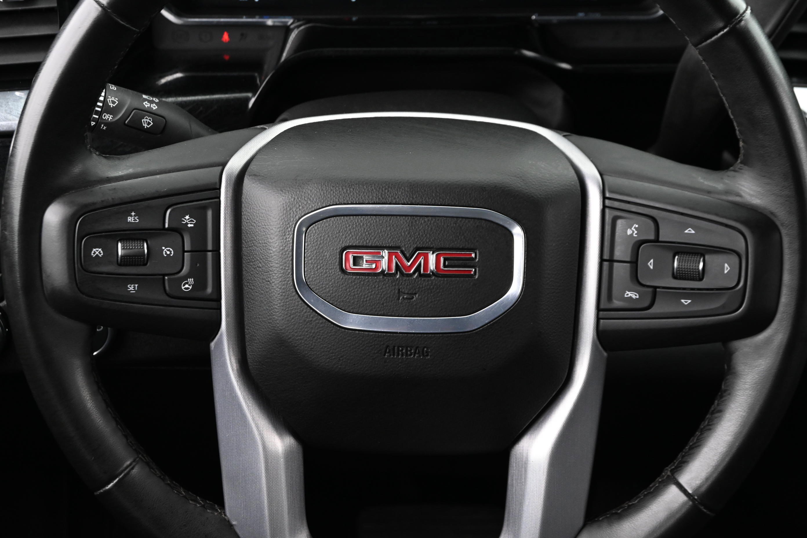 Used 2024 GMC Sierra 1500 SLE w/ Preferred Package image 33