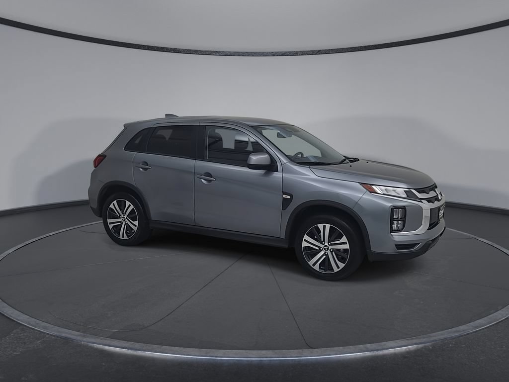Used 2025 Mitsubishi Outlander Sport ES AWD/4WD image 2
