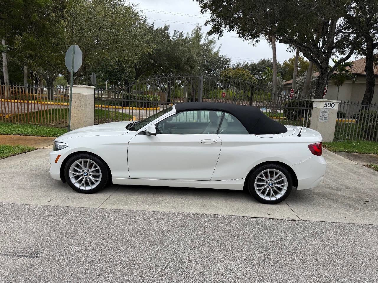 Used 2016 BMW 228i Convertible image 4