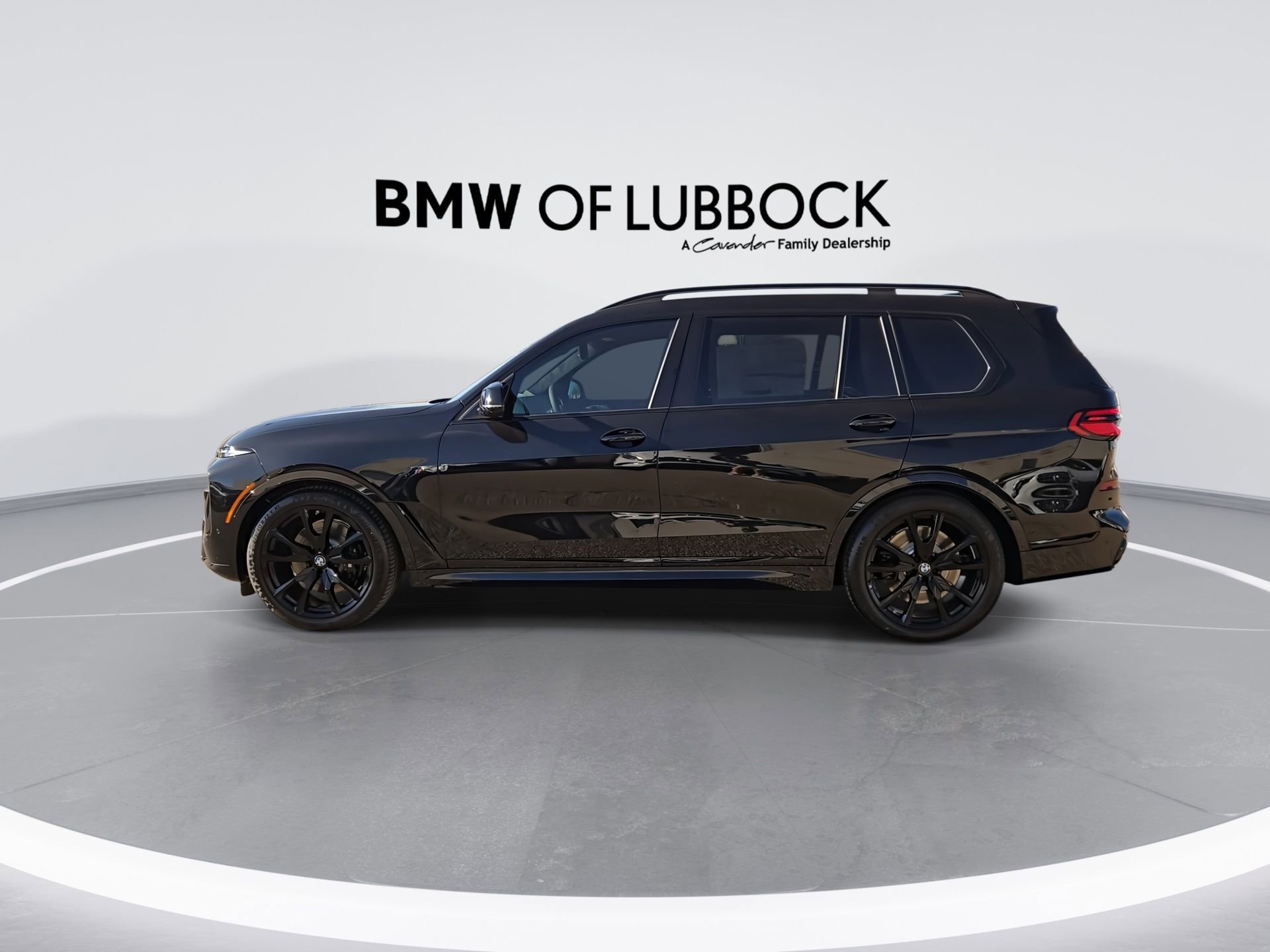 New 2026 BMW X7 M60i image 5