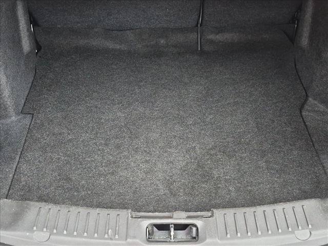 Used 2014 Ford Fiesta SE w/ Comfort Package FWD image 6