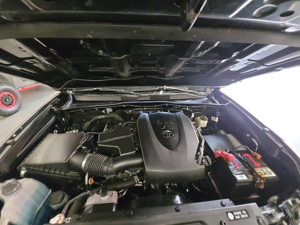 Used 2019 Toyota Tacoma TRD Sport AWD/4WD image 24