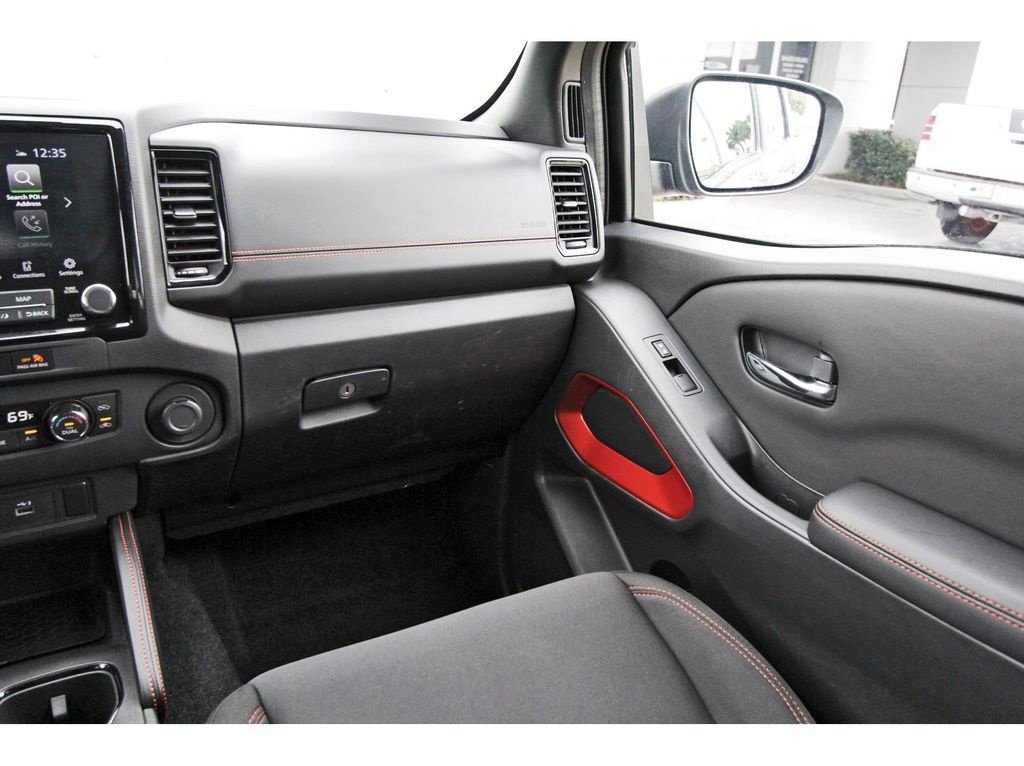 Used 2023 Nissan Frontier PRO-4X w/ Tow Package AWD/4WD image 10