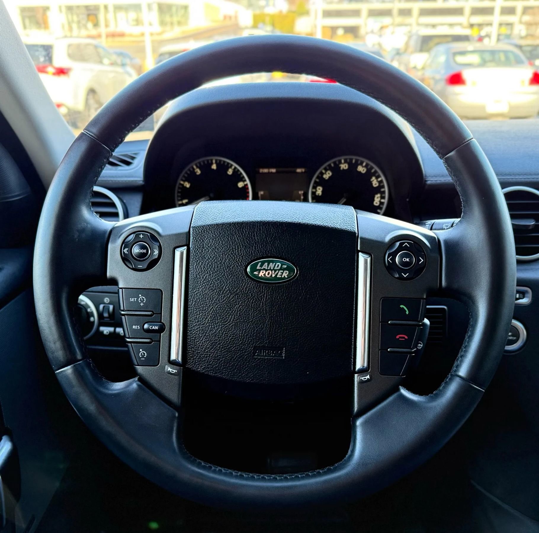 Used 2011 Land Rover LR4 HSE image 13