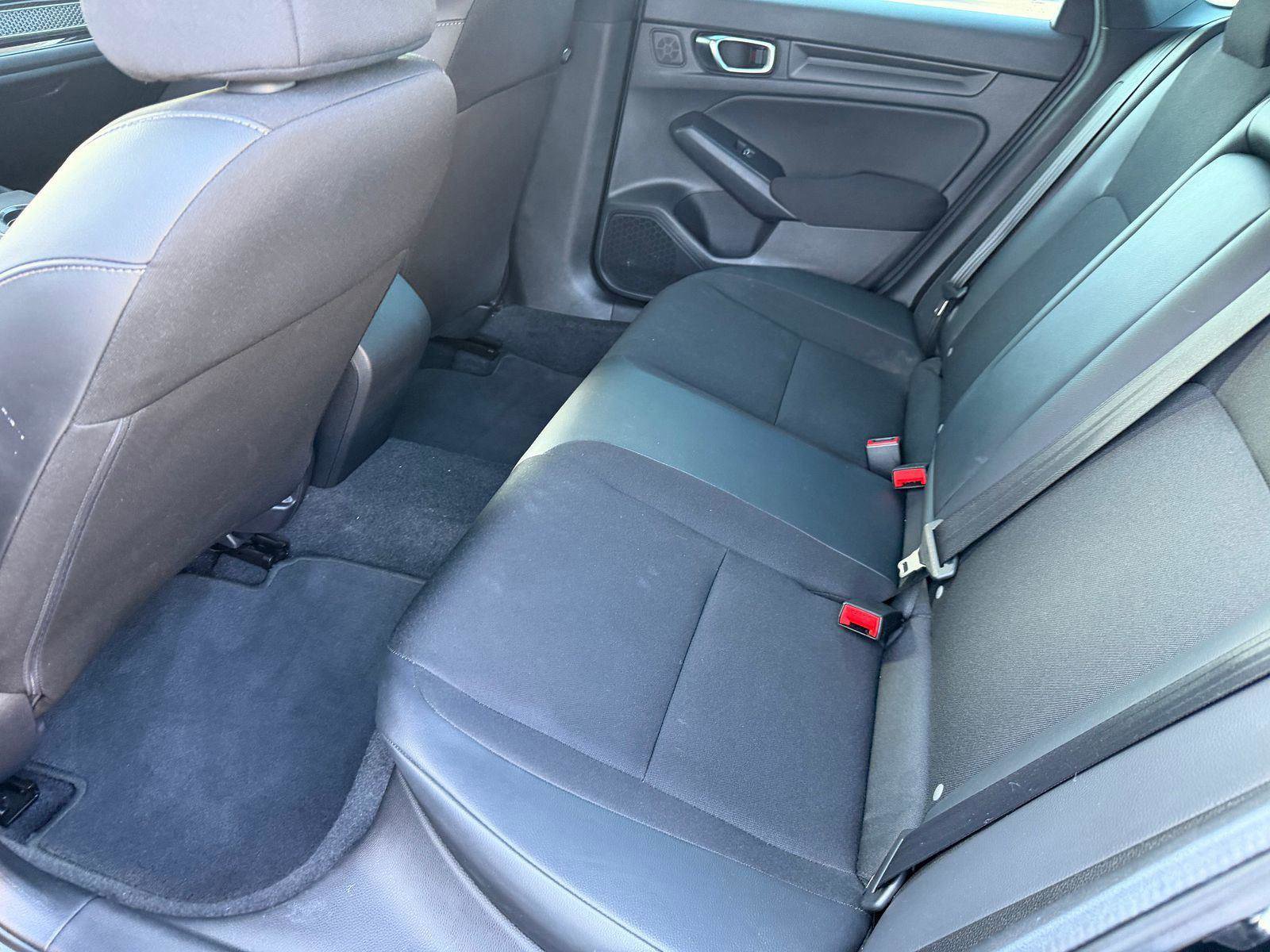 Used 2025 Honda Civic Sport image 3