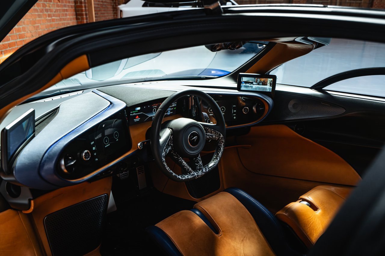 Used 2020 McLaren Speedtail image 31