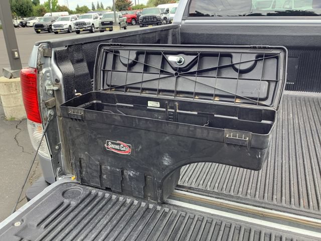 Used 2010 Toyota Tundra 2WD CrewMax image 33