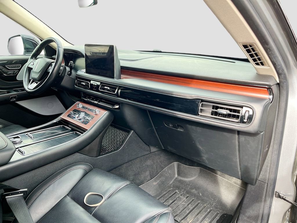 Used 2022 Lincoln Aviator Reserve w/ Equipment Group 201A AWD/4WD image 33