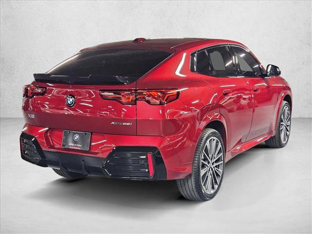 New 2026 BMW X2 xDrive28i AWD/4WD image 2