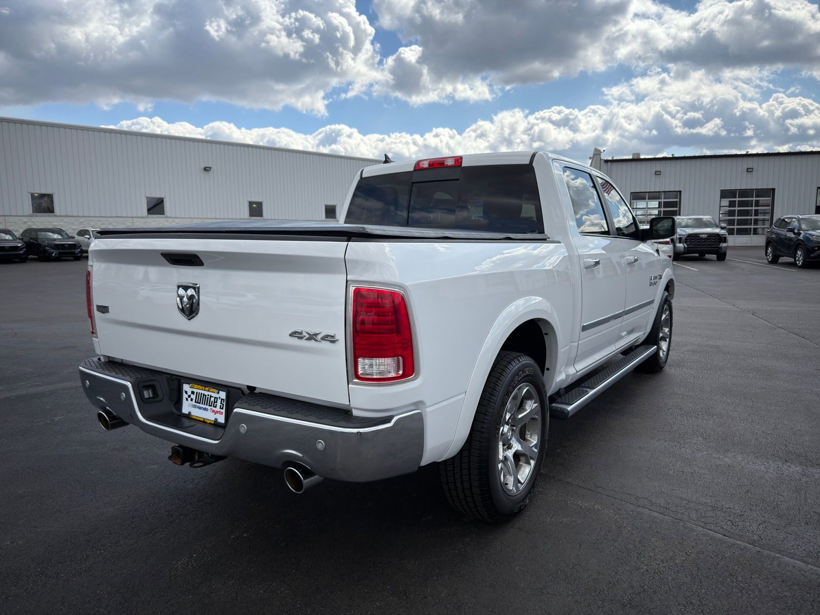 Used 2014 RAM 1500 Laramie w/ Convenience Group image 8