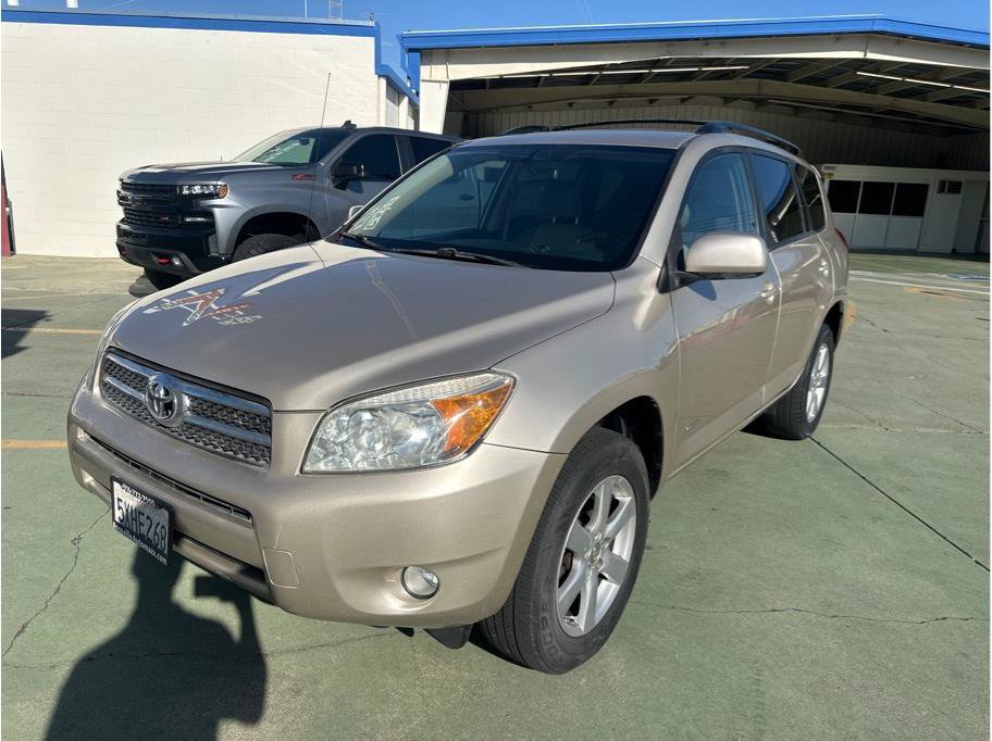 Used 2007 Toyota RAV4 Limited FWD image 2