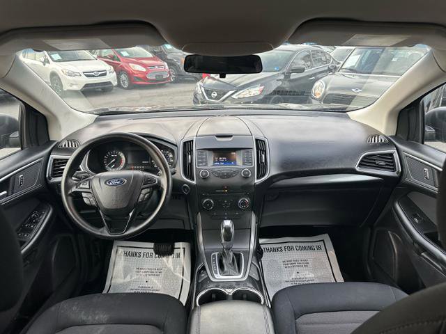 Used 2017 Ford Edge SE image 20