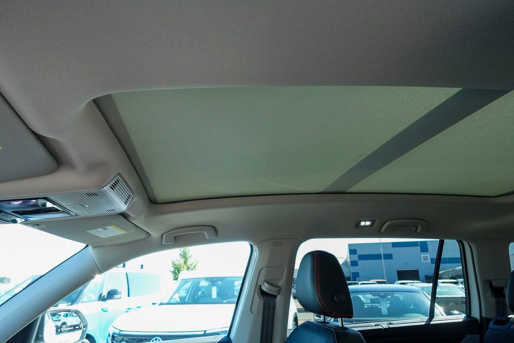 New 2026 Volkswagen Atlas Peak Edition image 14