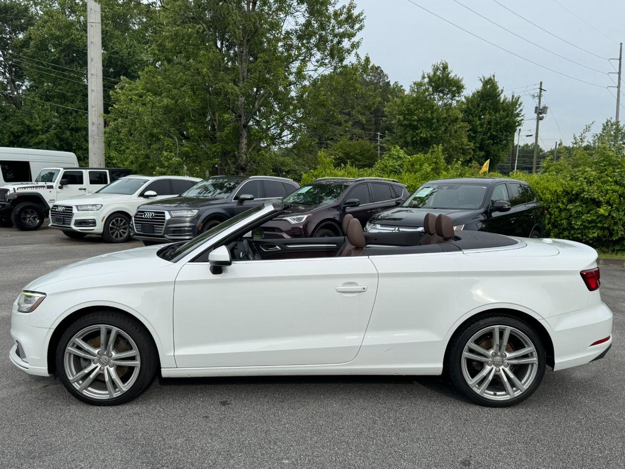Used 2018 Audi A3 2.0T Premium w/ Convenience Package AWD/4WD image 4