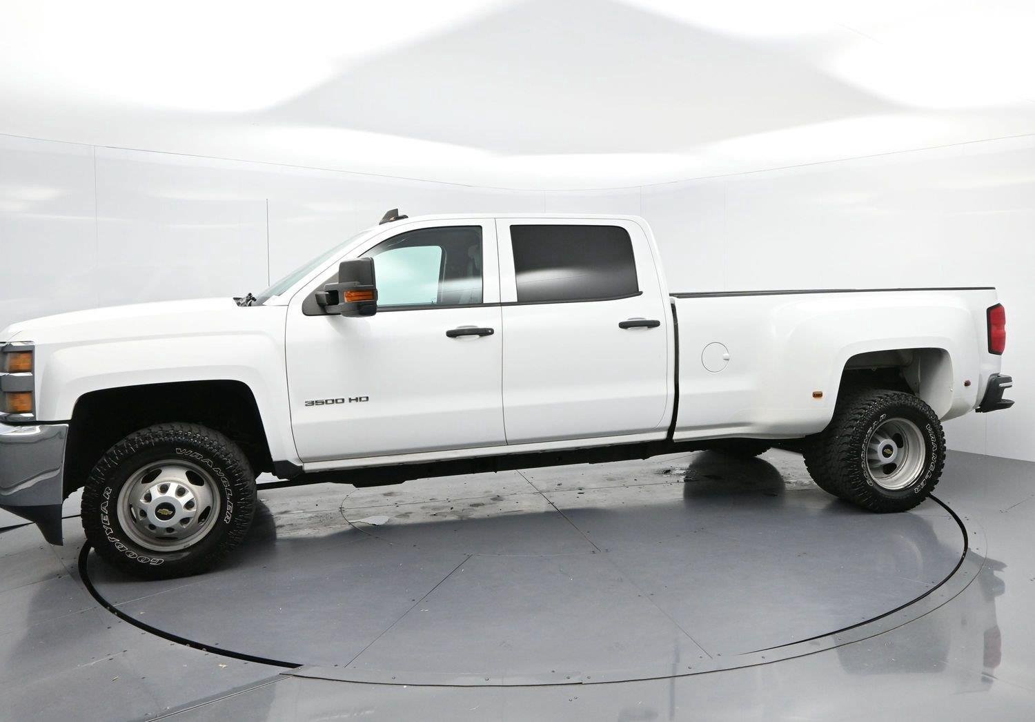 Used 2015 Chevrolet Silverado 3500 W/T w/ WT Convenience Package RWD image 4