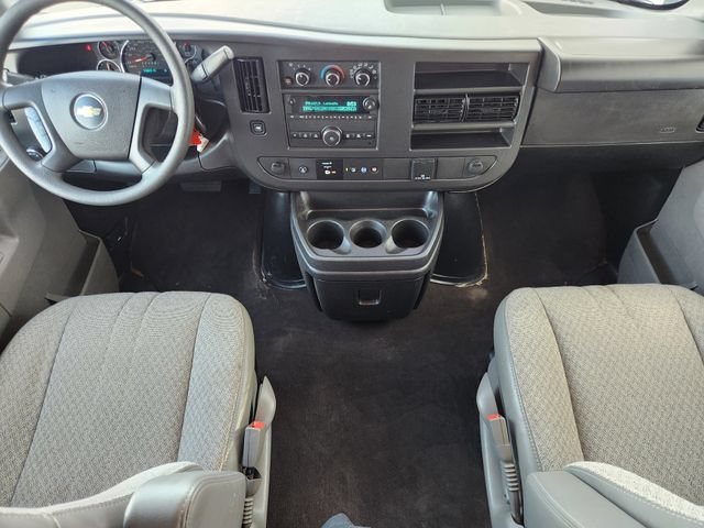 Used 2025 Chevrolet Express 3500 LS RWD image 28