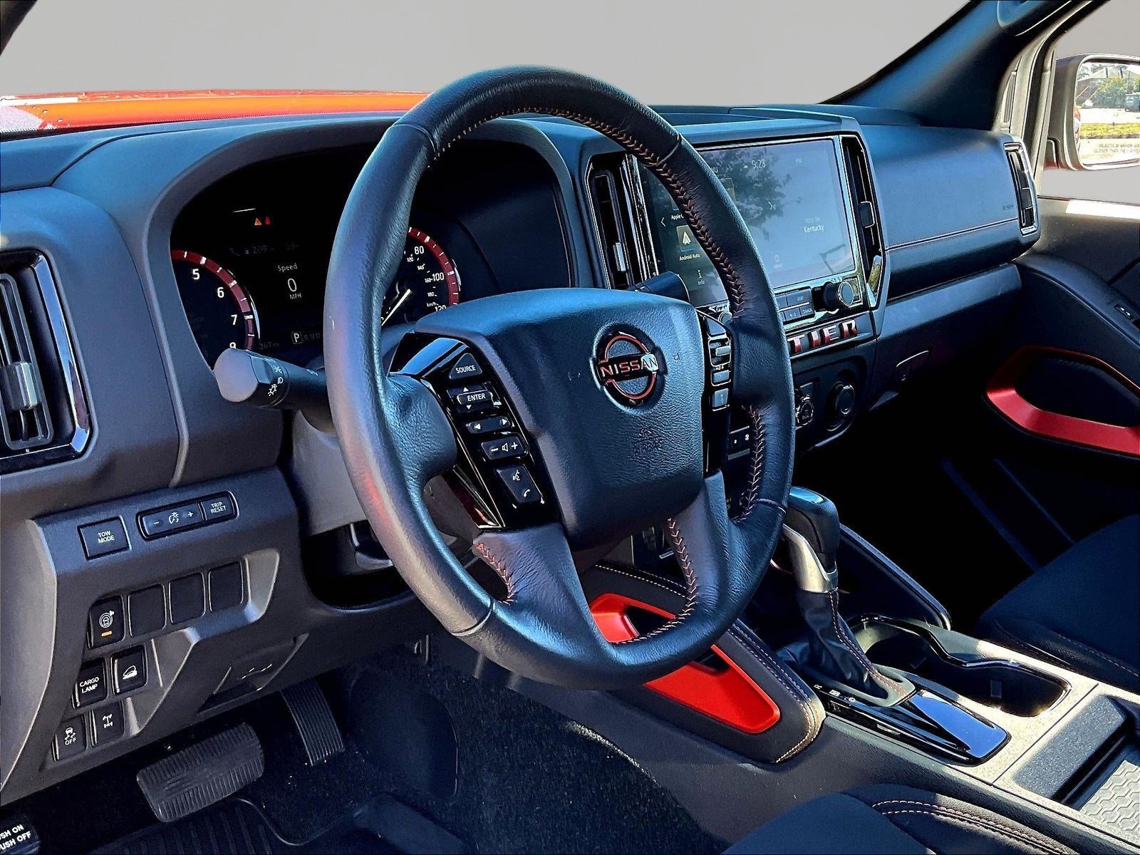 Certified 2025 Nissan Frontier PRO-4X w/ Interior Protection Package AWD/4WD image 18
