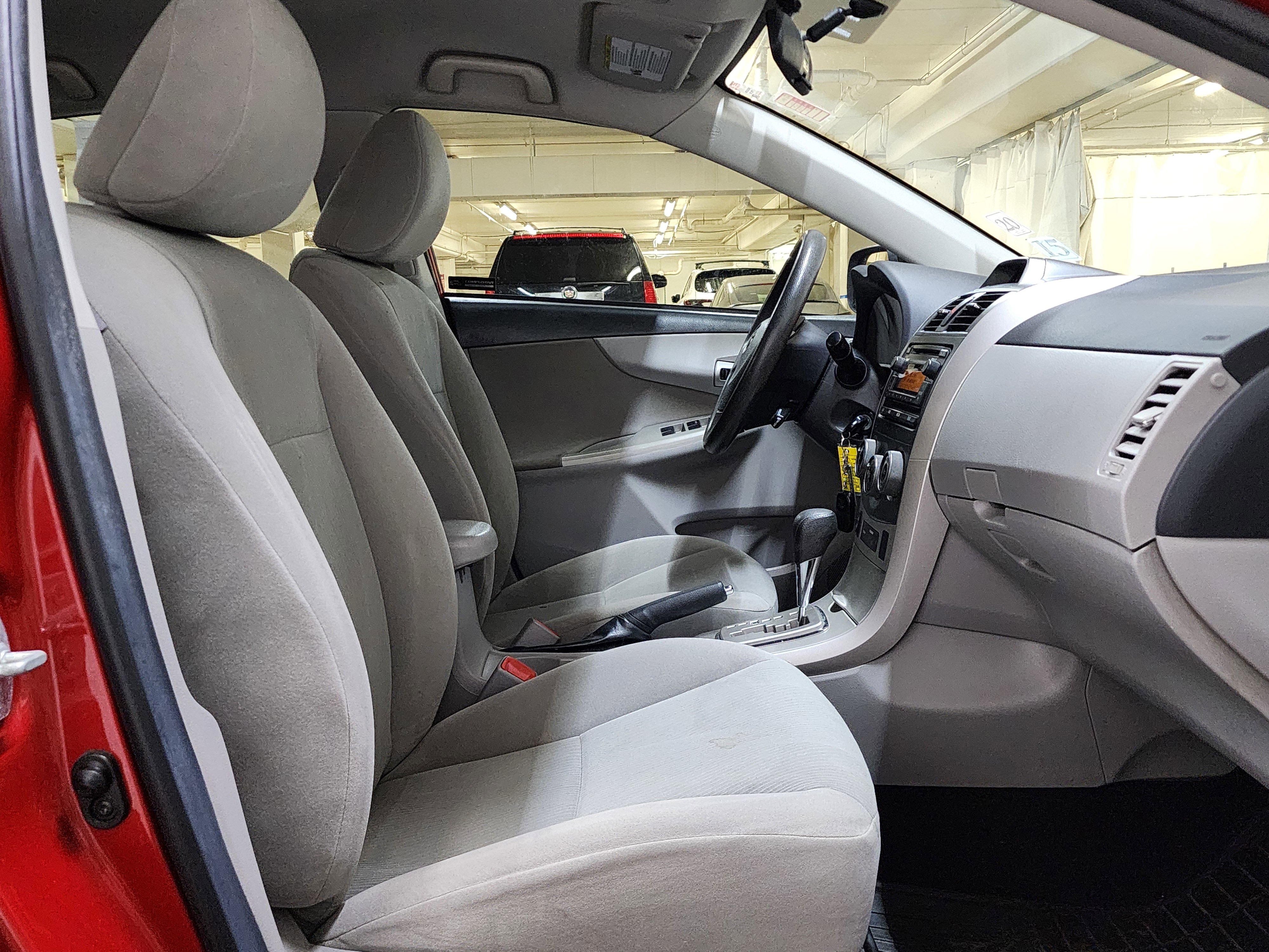 Used 2012 Toyota Corolla LE FWD image 22