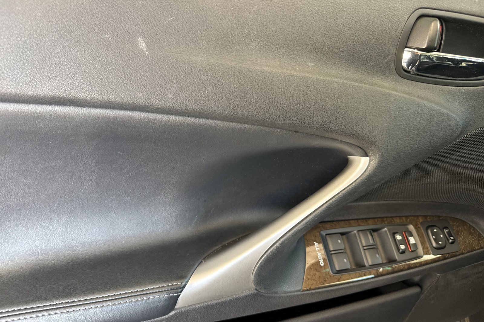 Used 2013 Lexus IS 250 w/ Premium Pkg Value Edition RWD image 12